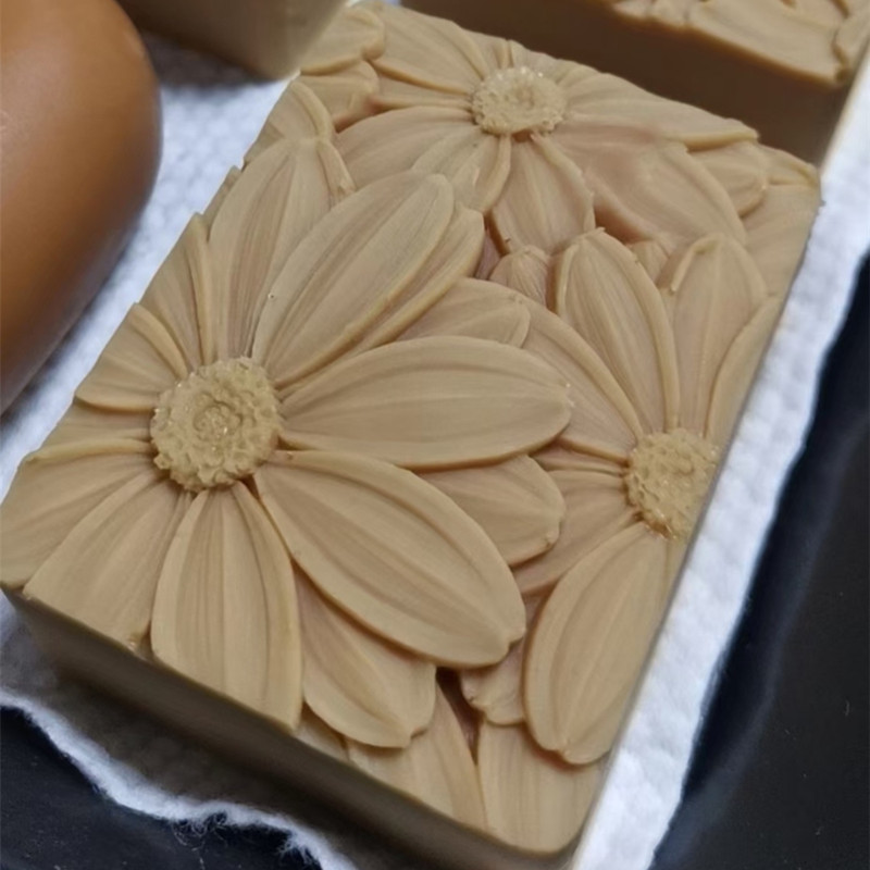 Newest!!!3d Elegant Sunflower  - огляд і ціна Soap Making Vendors
